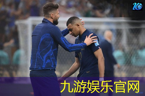 九游体育娱乐,颠球技巧教学足球腿